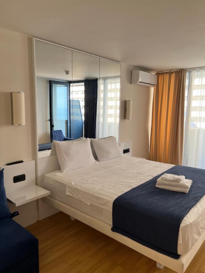 The Best Beach Aparthotel Orbi City Batoumi Extérieur photo